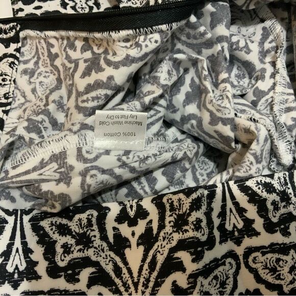 Never A Wallflower Women's art  black/white Flare Pants Size S NWT $264 - Picture 10 of 10